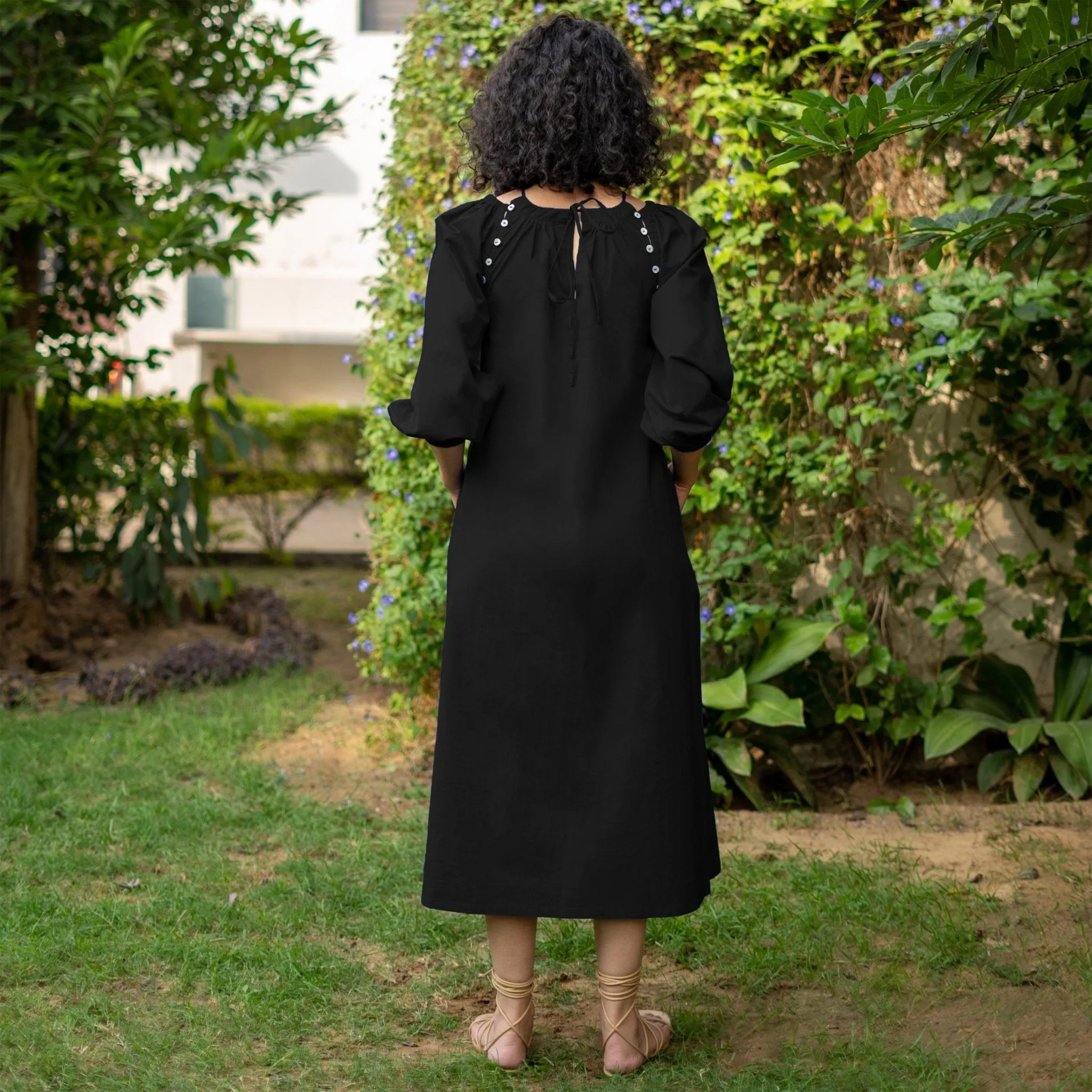 Black Cotton Poplin A-Line Detachable Sleeve Flared Midi Dress