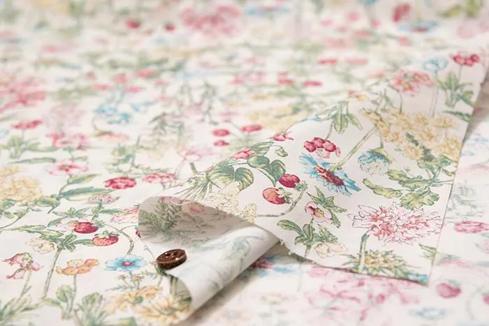 Cotton sketch apint dough flower botanical