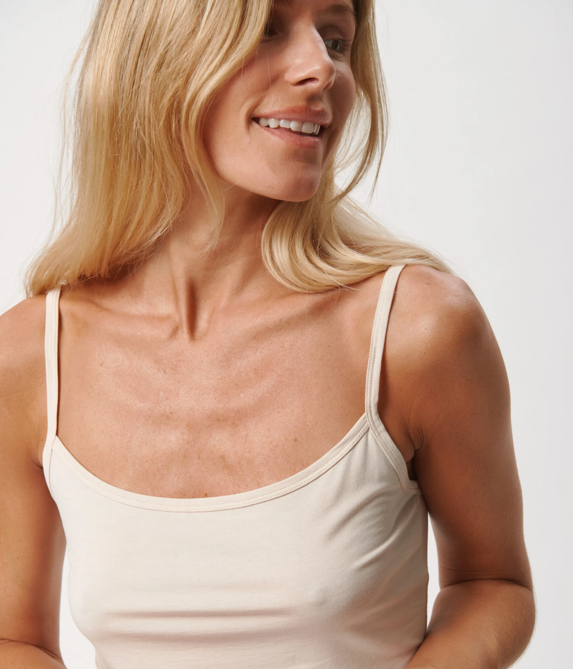 Cream bamboo camisoles with spaghetti straps - 2 pack