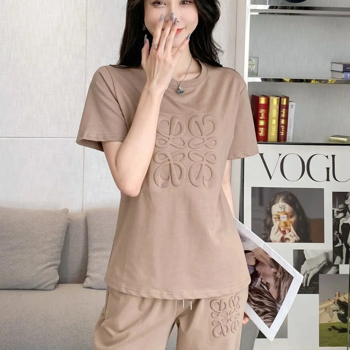 Designer Women's Sportswear Sets Branded T-Shirts Casual Pants Fashion Two-Piece Sets Fashionable Women's Clothing