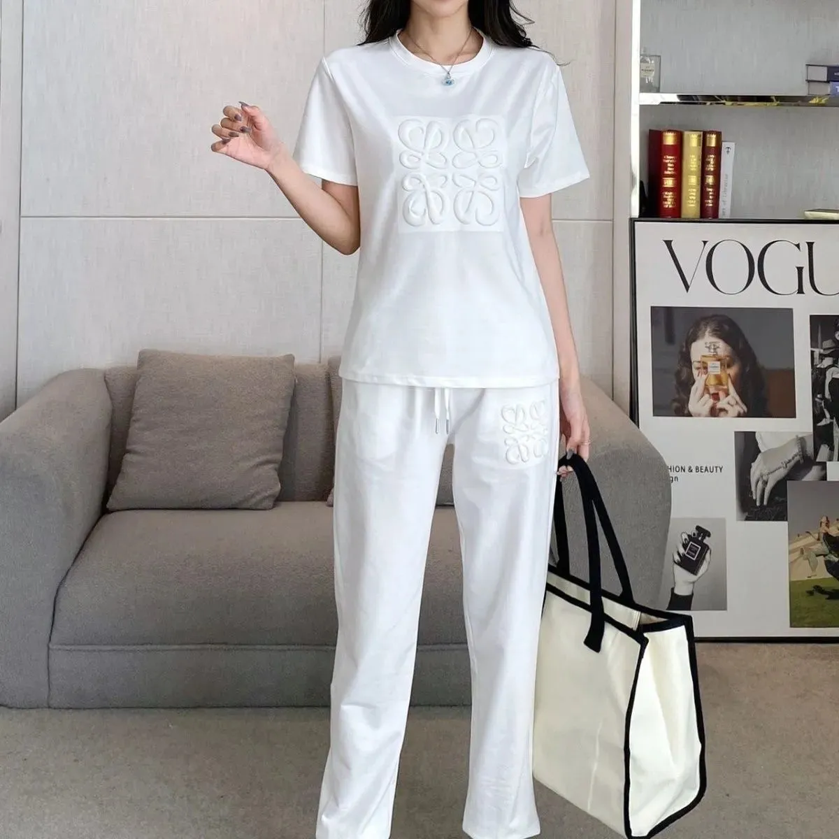 Designer Women's Sportswear Sets Branded T-Shirts Casual Pants Fashion Two-Piece Sets Fashionable Women's Clothing