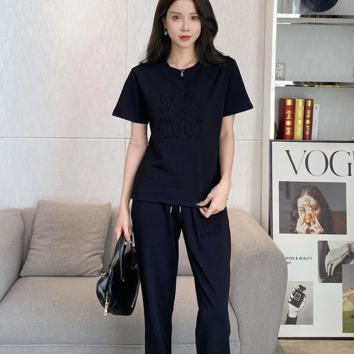 Designer Women's Sportswear Sets Branded T-Shirts Casual Pants Fashion Two-Piece Sets Fashionable Women's Clothing