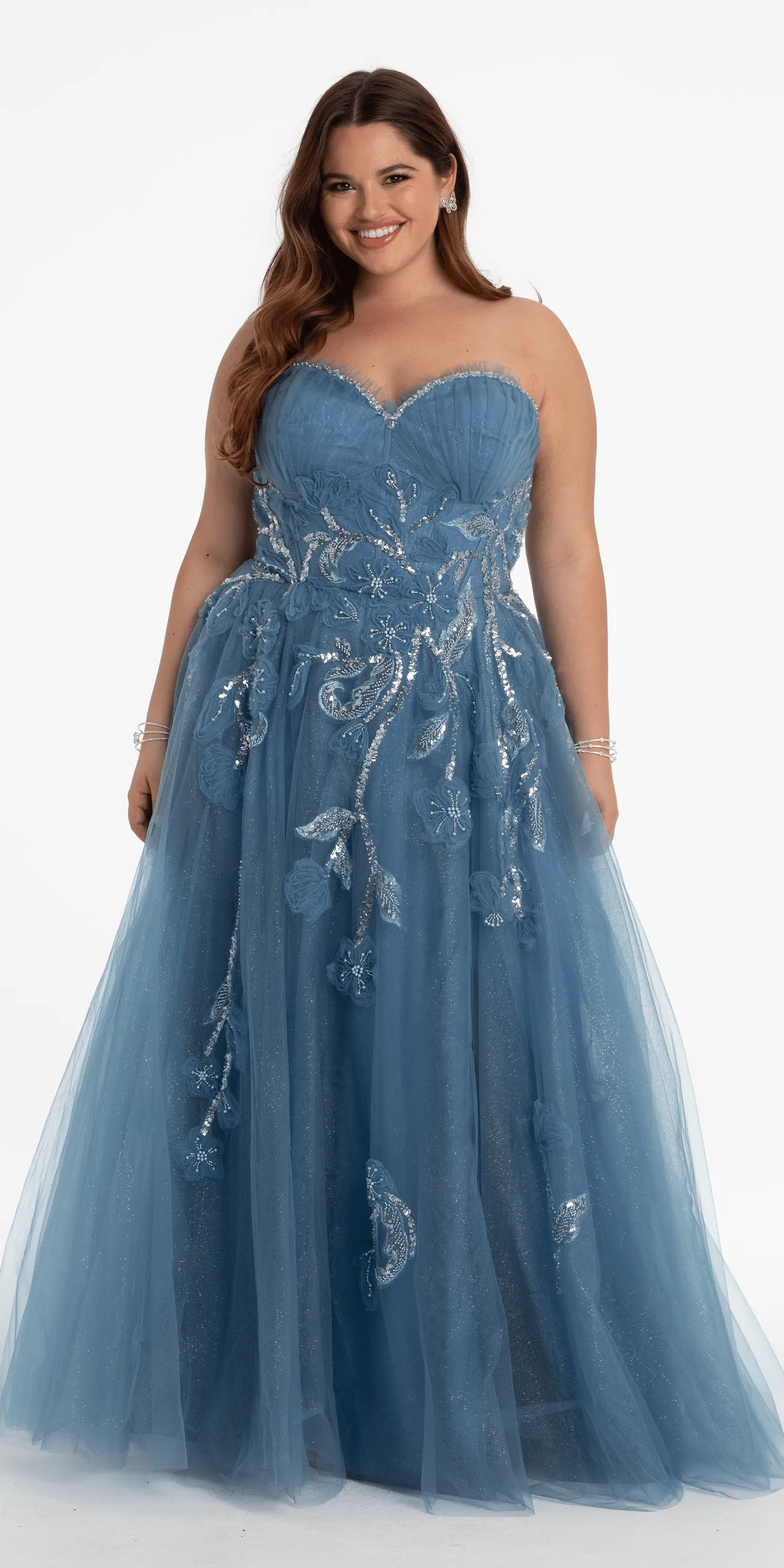 Glitter Tulle Embellished Sweetheart Ballgown