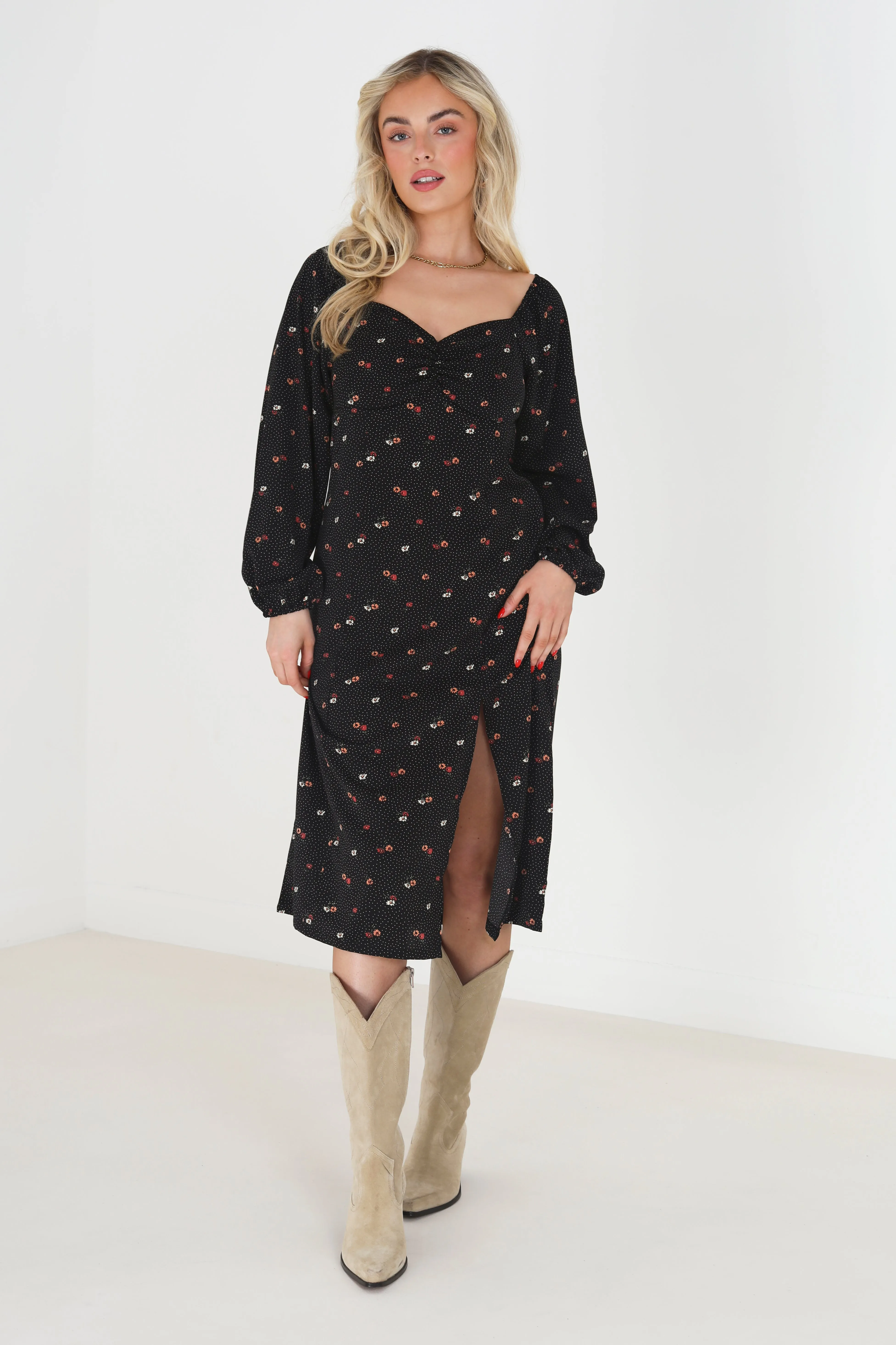 LONG SLEEVE GATHERED BUST FLORAL MIDI DRESS