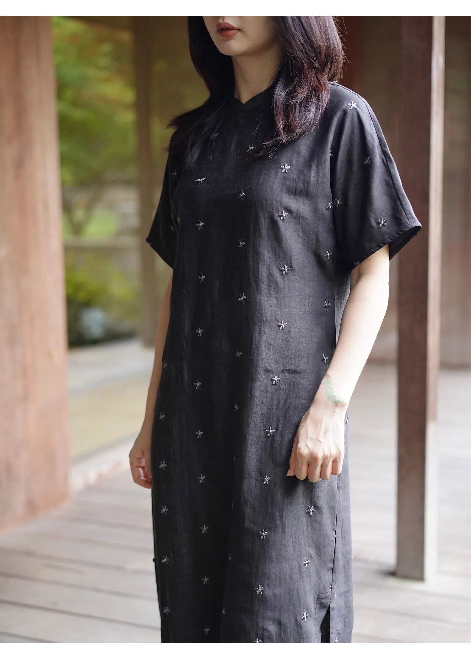 Mana Women Silk Elegance Xiangyun Qipao Dress