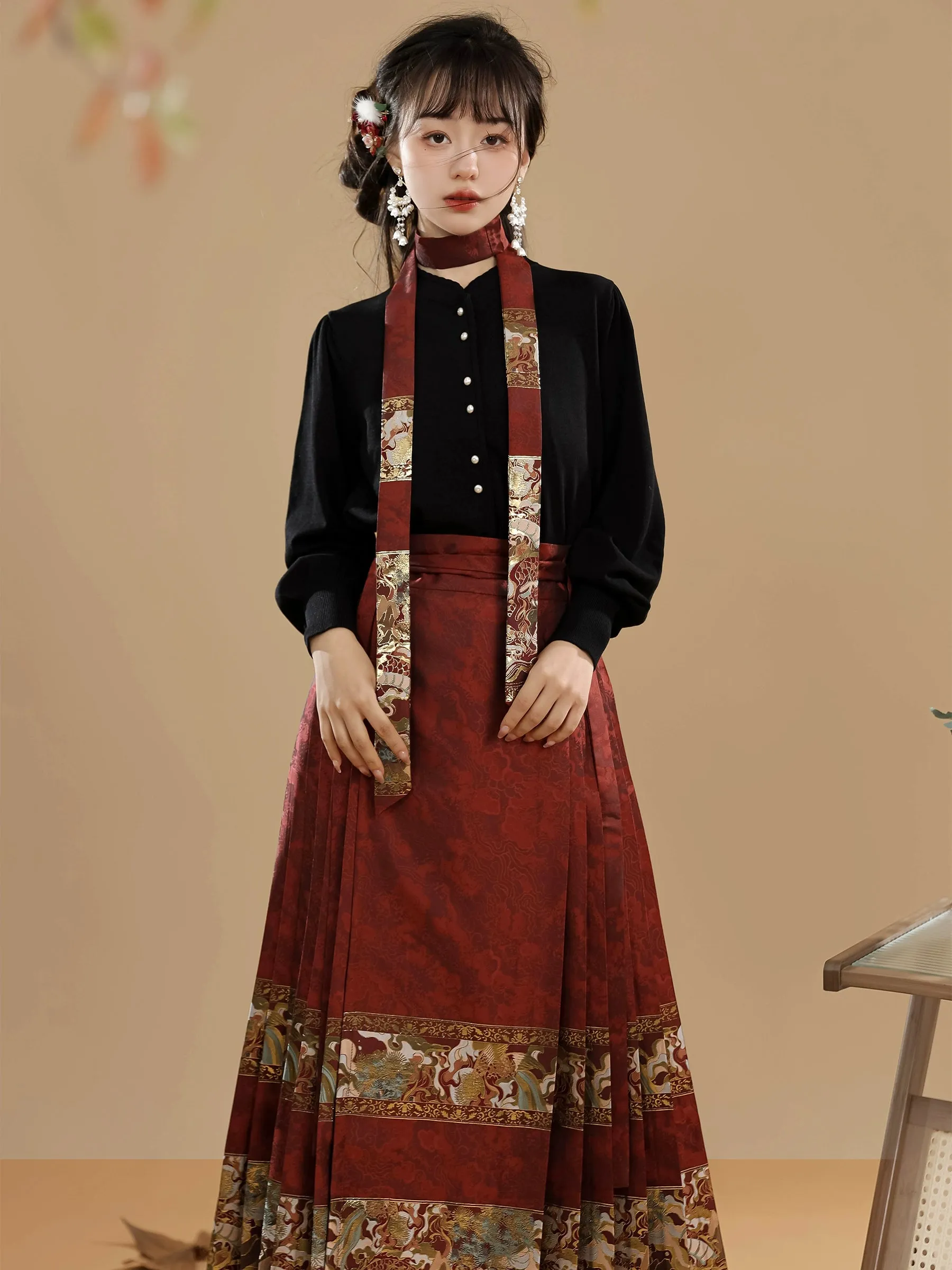 Ming Dynasty Hanfu women's horse skirt sweater autumn and winter suit