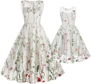 Mommy and Me Matching Floral Dresses Mom and Daughter Mesh Flower Embroidered Dress Women Girls Summer Tulle Embroidery Dress