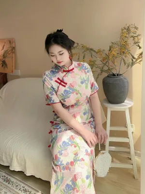 Nainai 奶奶 Grandma's Vintage Inspired Floral Short Sleeve Qipao