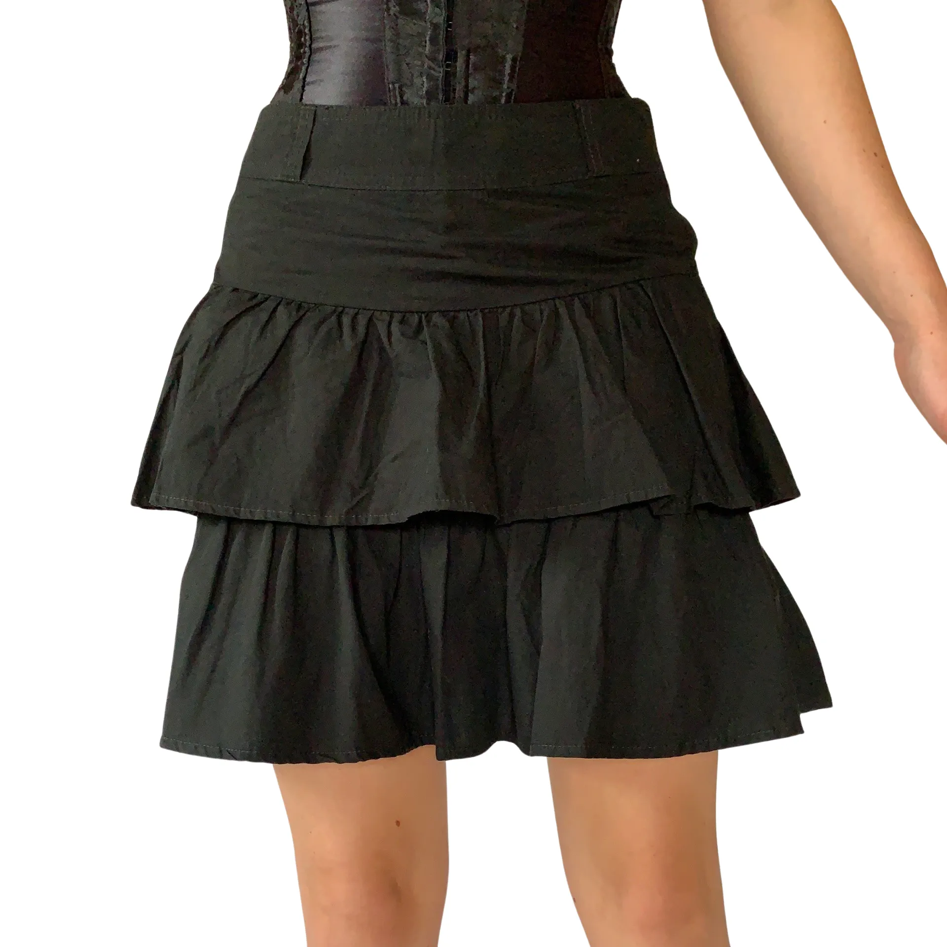 Noir Ruffle Skirt (S)