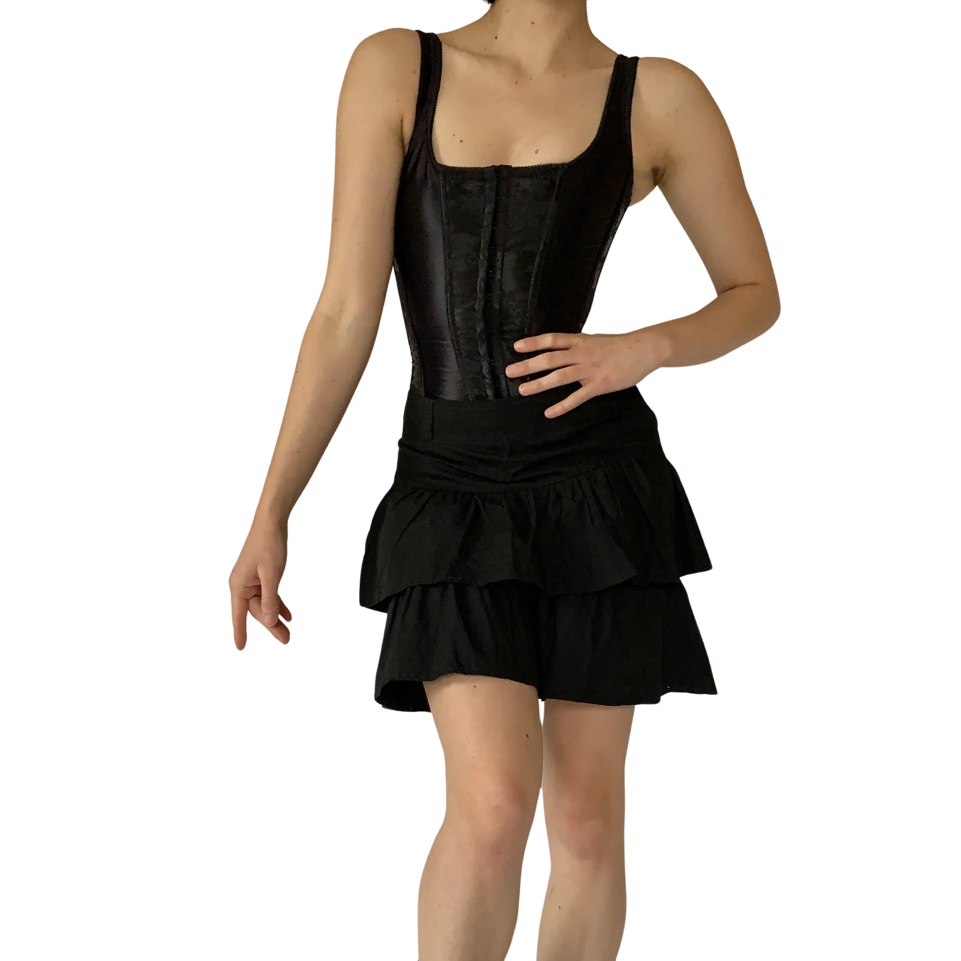 Noir Ruffle Skirt (S)