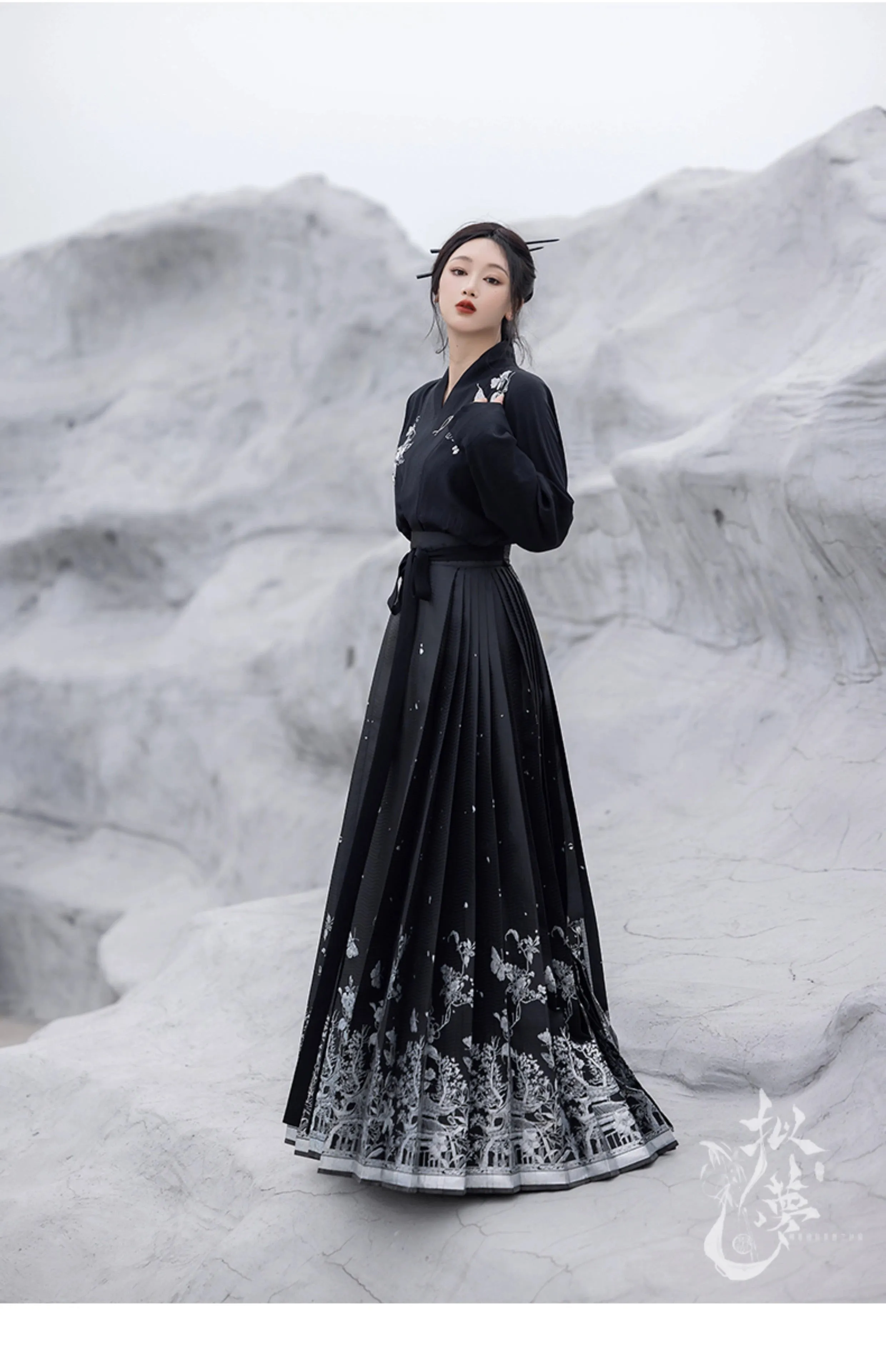 Original imitation luodian horse face skirt, new Chinese style, daily work, improved short-sleeved Hanfu summer