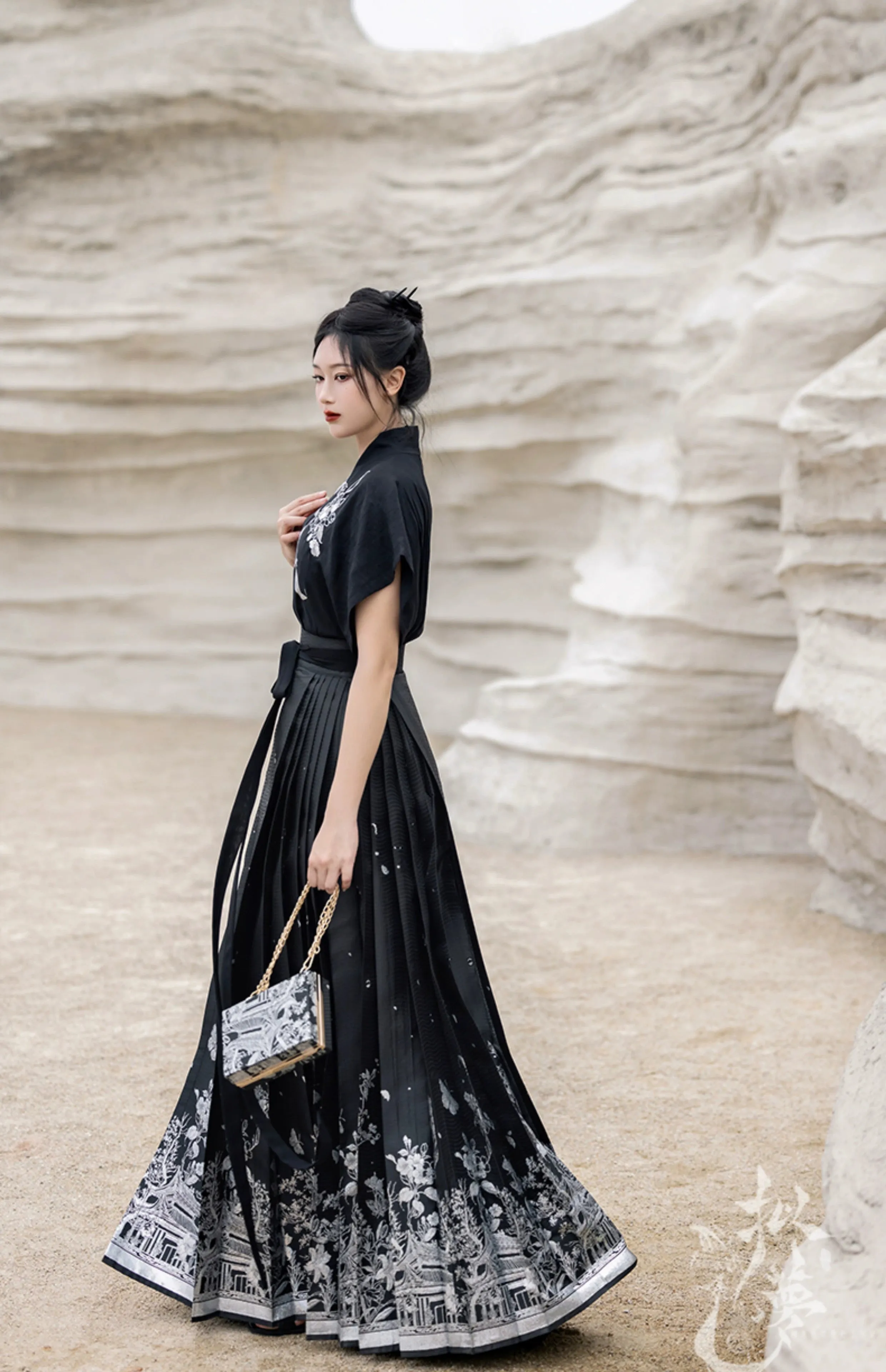 Original imitation luodian horse face skirt, new Chinese style, daily work, improved short-sleeved Hanfu summer