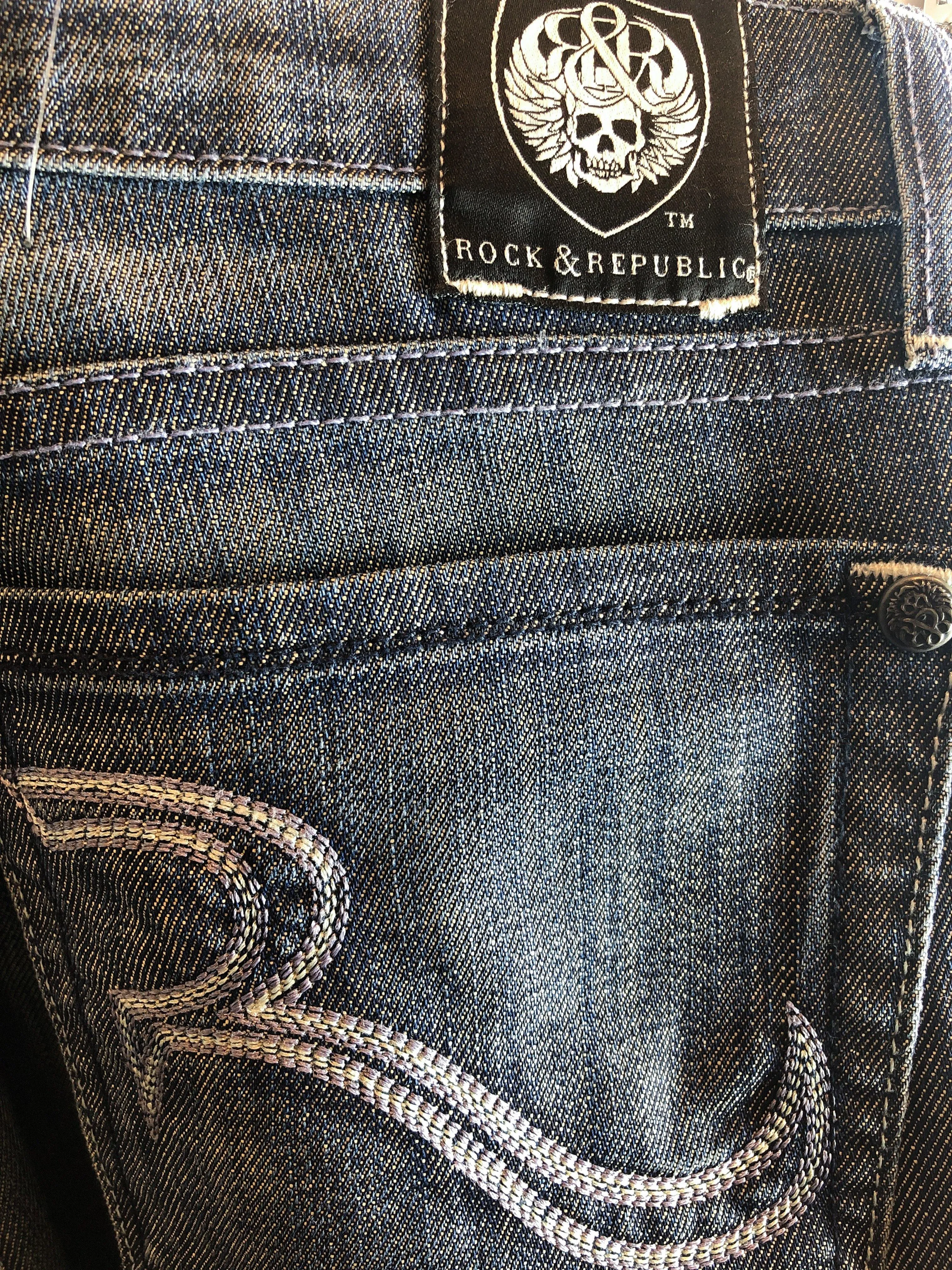 Rock & Republic, Kasandra Bootcut Jean with 'R' Back Pocket, Size 27 (4)