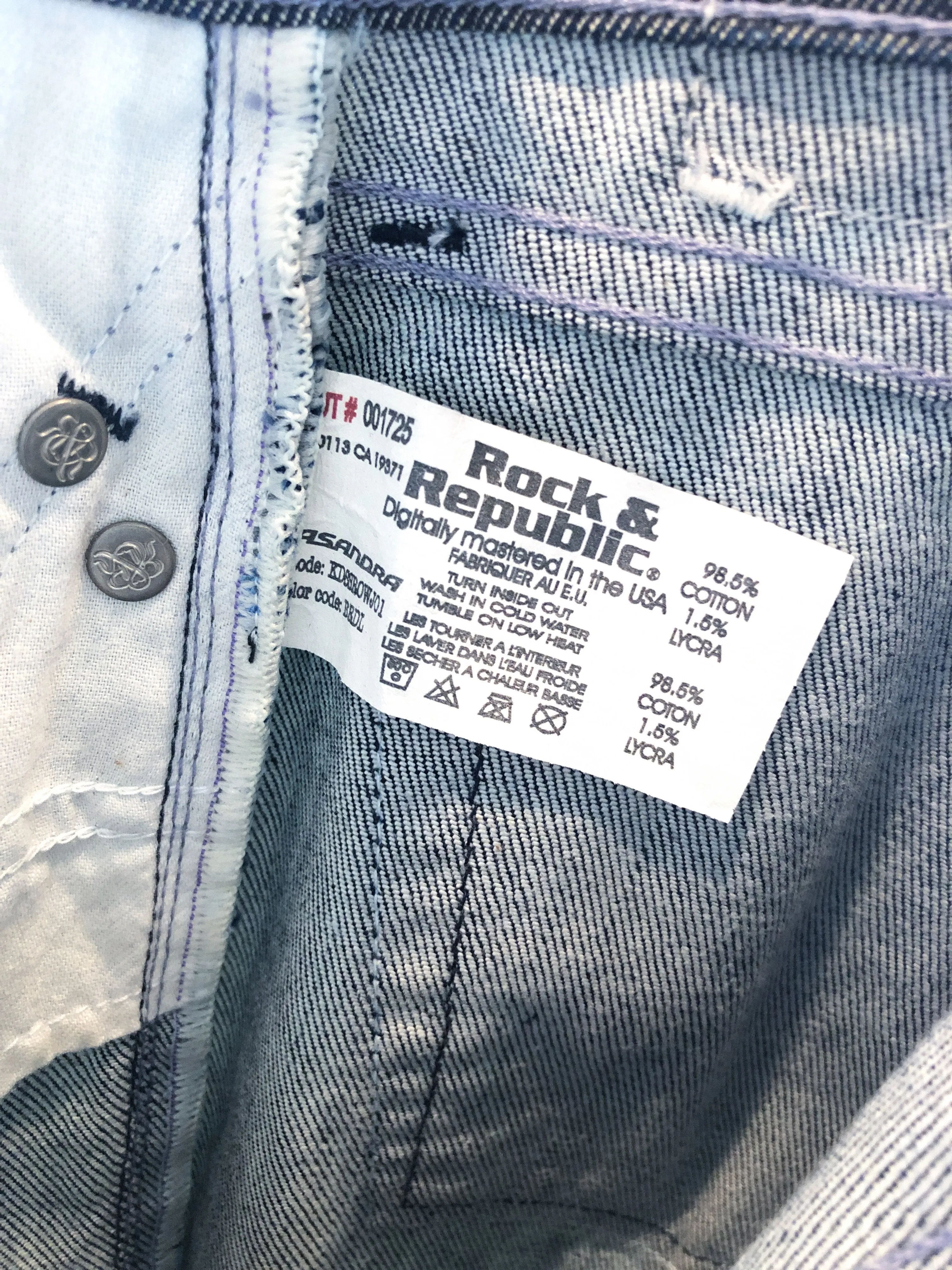 Rock & Republic, Kasandra Bootcut Jean with 'R' Back Pocket, Size 27 (4)