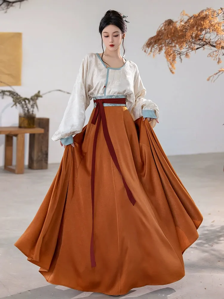 the Tang style is breathable, the silk neck, the round neck shirt, the ten broken skirts, the summer