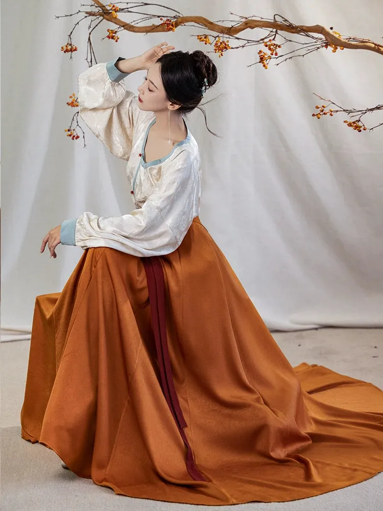 the Tang style is breathable, the silk neck, the round neck shirt, the ten broken skirts, the summer