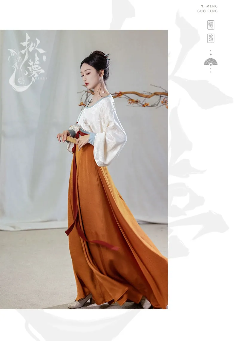 the Tang style is breathable, the silk neck, the round neck shirt, the ten broken skirts, the summer