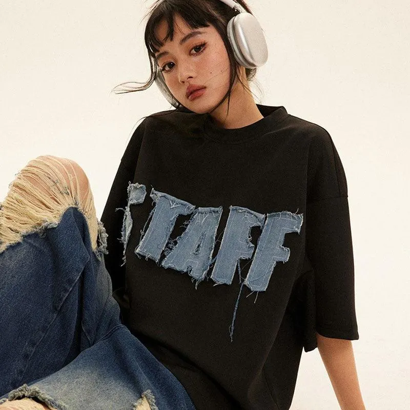 Unisex Vintage Patch T-Shirt – Loose Fit, Short Sleeve