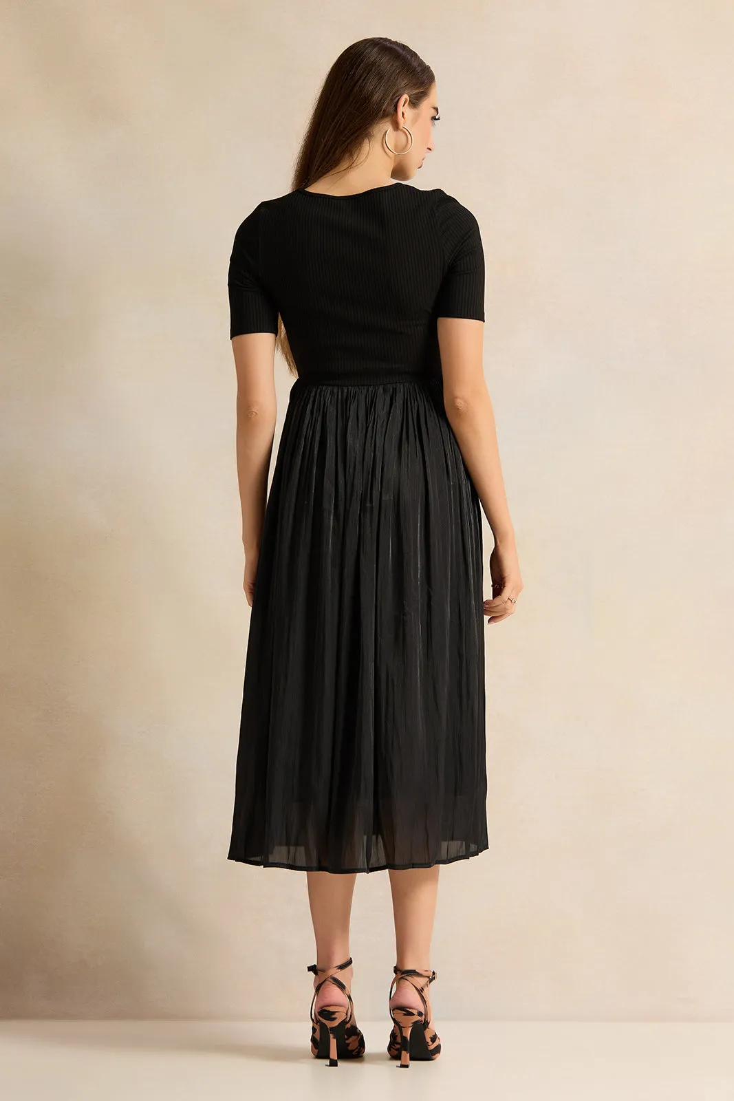 Women Black Short Sleeve Dress