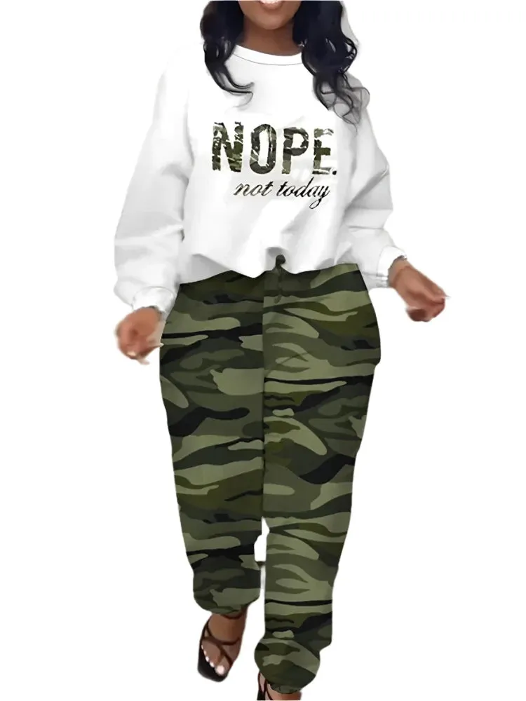 Women's Autumn Geometric Print Two-Piece Set - Casual Top & Pocket Pants Fashion Tracksuit Outfit