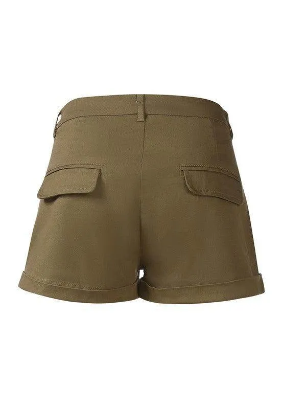 Womens Pleated Flap Pocket Shorts