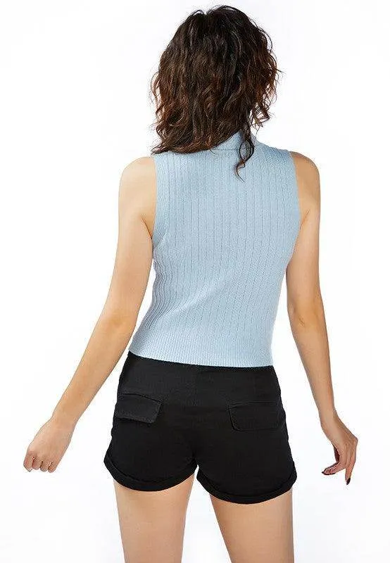 Womens Pleated Flap Pocket Shorts