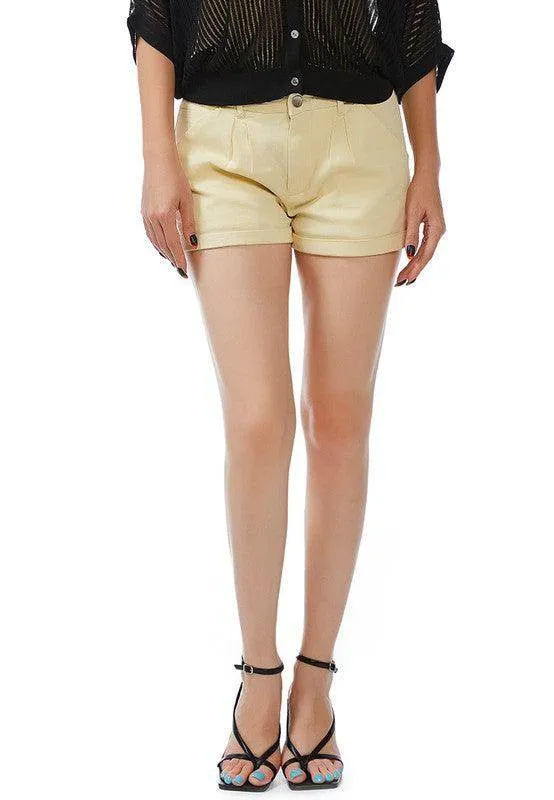 Womens Pleated Flap Pocket Shorts