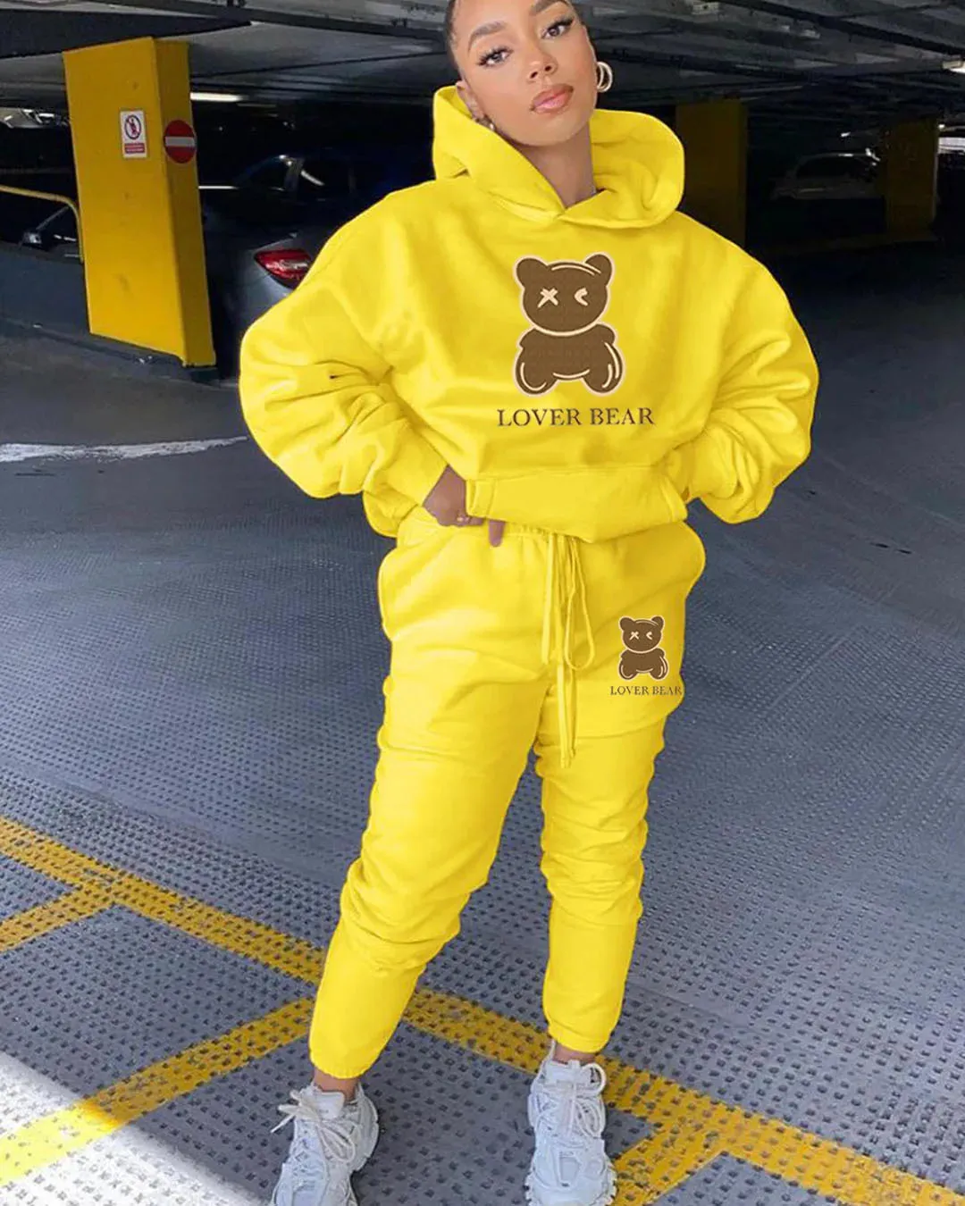 Women's "Lover Bear" 2-Piece Tracksuit Set – Long Sleeve Hoodie & Drawstring Pants with Kangaroo Pocket