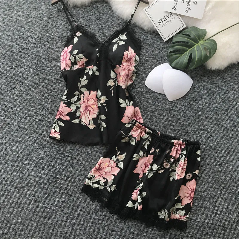 Women's Summer 2 Piece Outfits Scallop Trim Cami Tops and Floral Print Shorts Sets