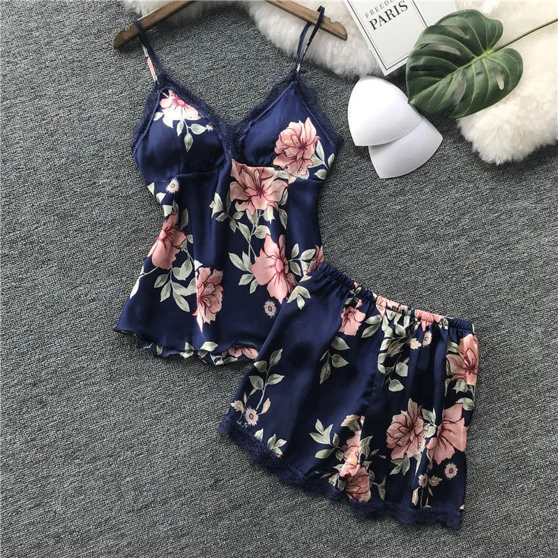 Women's Summer 2 Piece Outfits Scallop Trim Cami Tops and Floral Print Shorts Sets