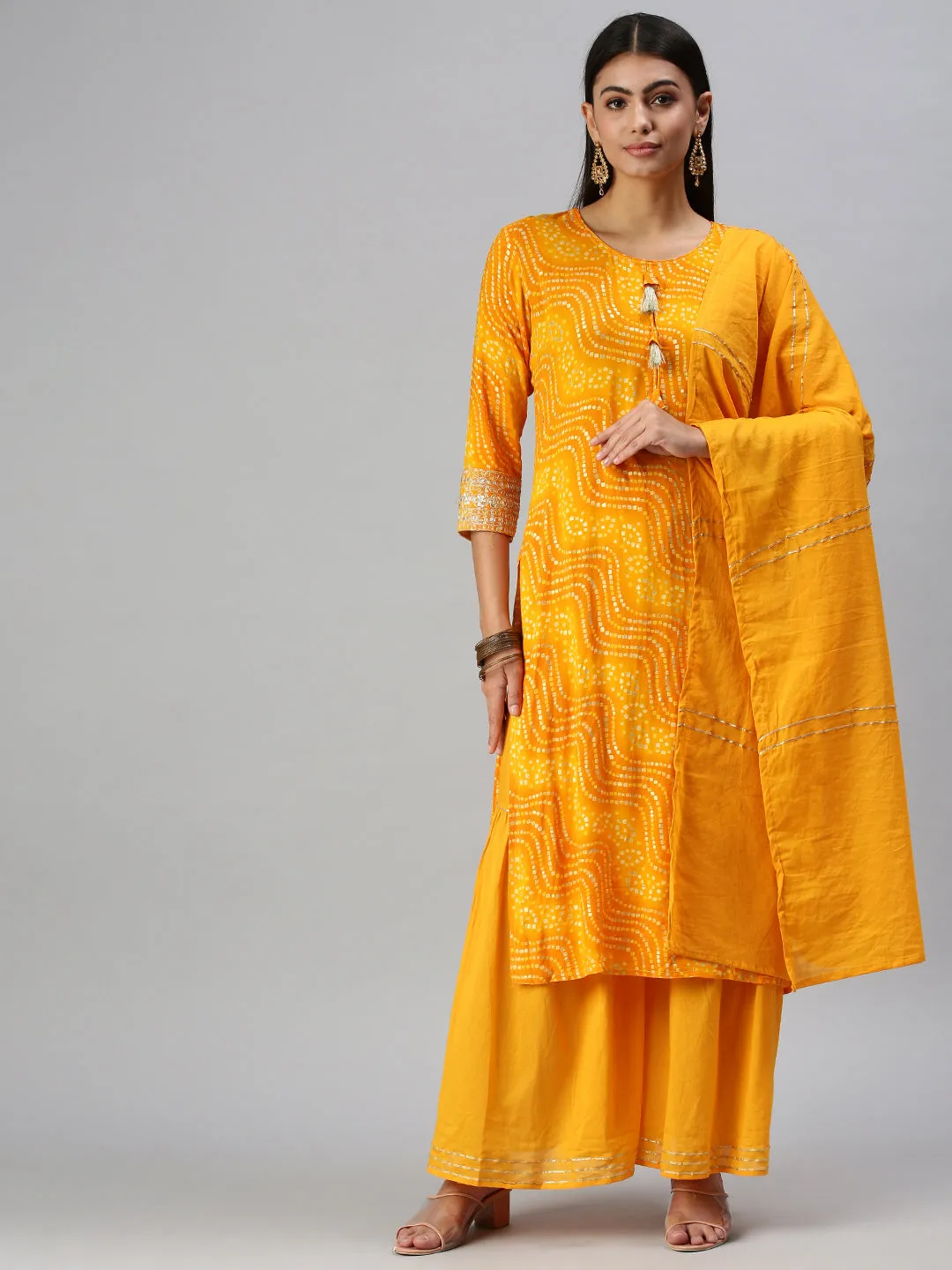 Women's Yellow Printed Kurta Sets